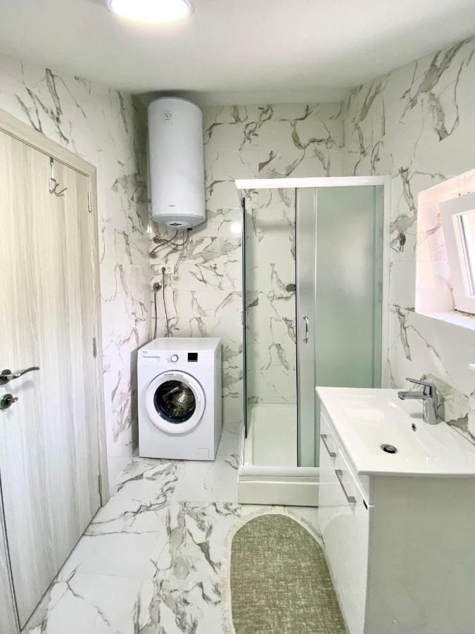 Apartments Lav Котор Экстерьер фото